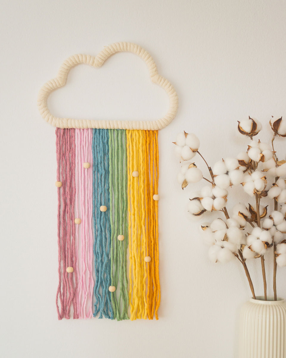 Come realizzare un Arcobaleno in Macramé