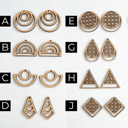 DIY macramé kit - Earrings (Wood Base)