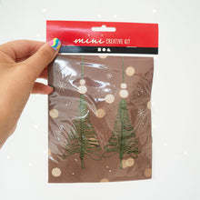 Load image in gallery viewer,DIY Macrame Mini-Kit - Christmas Tree [Creativ]
