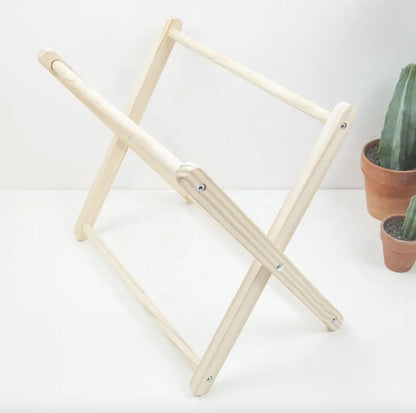 Magazine rack structure