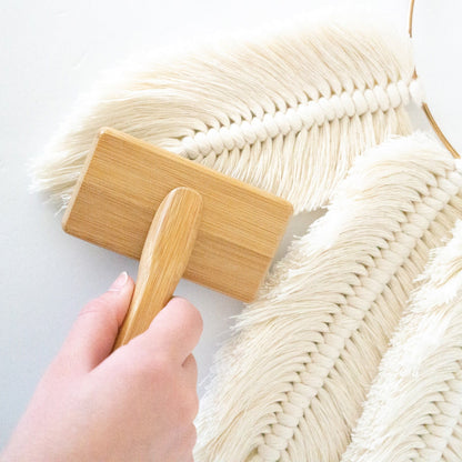 Macrame brush