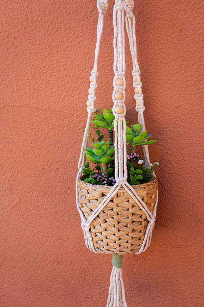 Macramé Tutorial - PLANTER