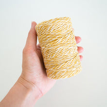 Carregue a imagem no visualizador da galeria,Corda de lã penteada premium (urdidura)/1,8 mm/100 m/algodão sem desperdício
