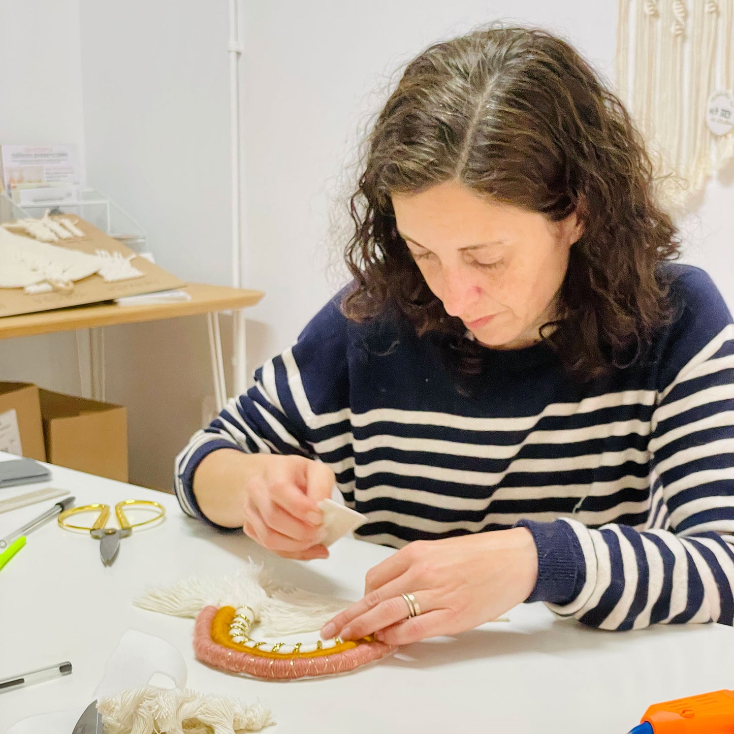 Atelier Macramé Rainbow:l'explosion des couleurs